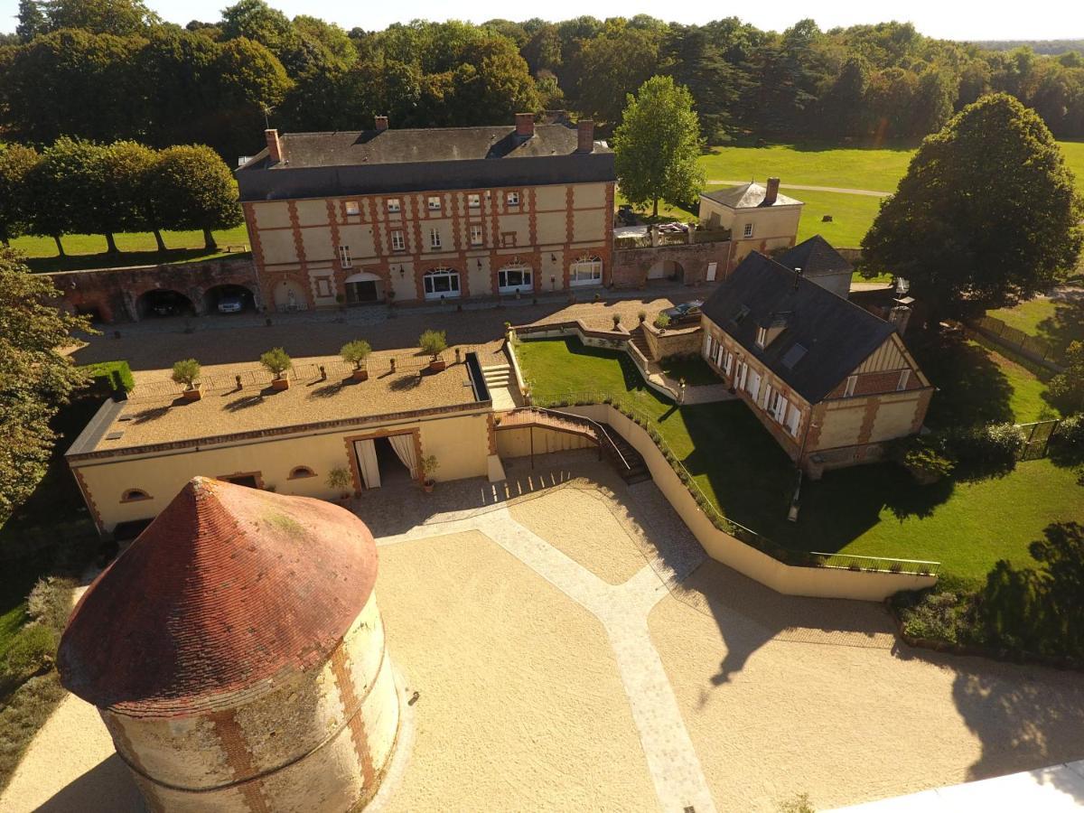 Domaine De Montchevreuil Otel Fresneaux-Montchevreuil Dış mekan fotoğraf